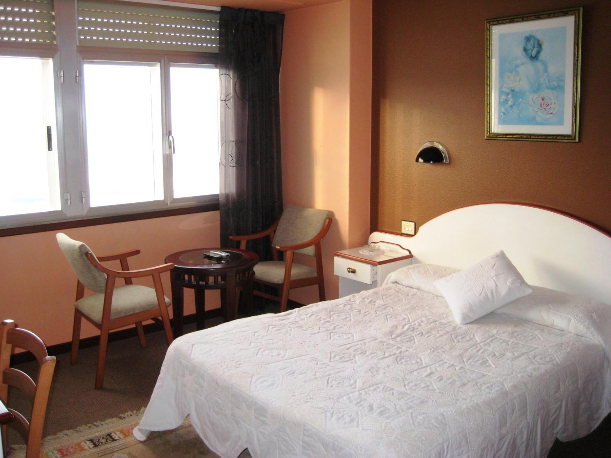 Hostal J.B Malpica Exterior foto